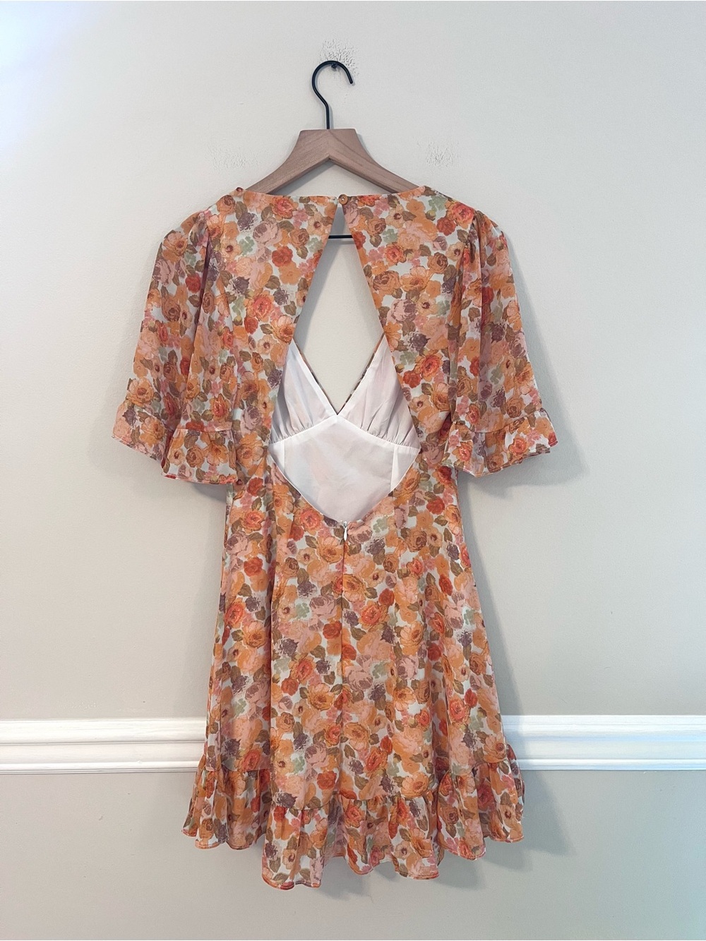 Hello Molly Women’s Lithe Sunlight Mini Dress Size M Floral Backless Ruffle - Picture 8 of 10